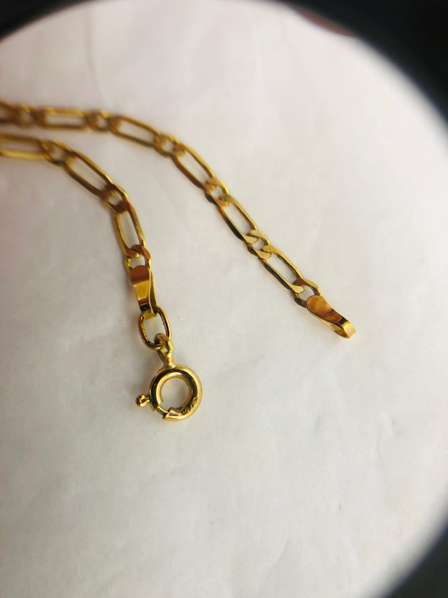 
                  
                    Gold Flat Link Chain Necklace 375 (21596)
                  
                