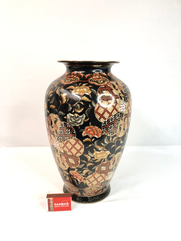 
                  
                    Large Beautiful Imari Vase (18302)
                  
                