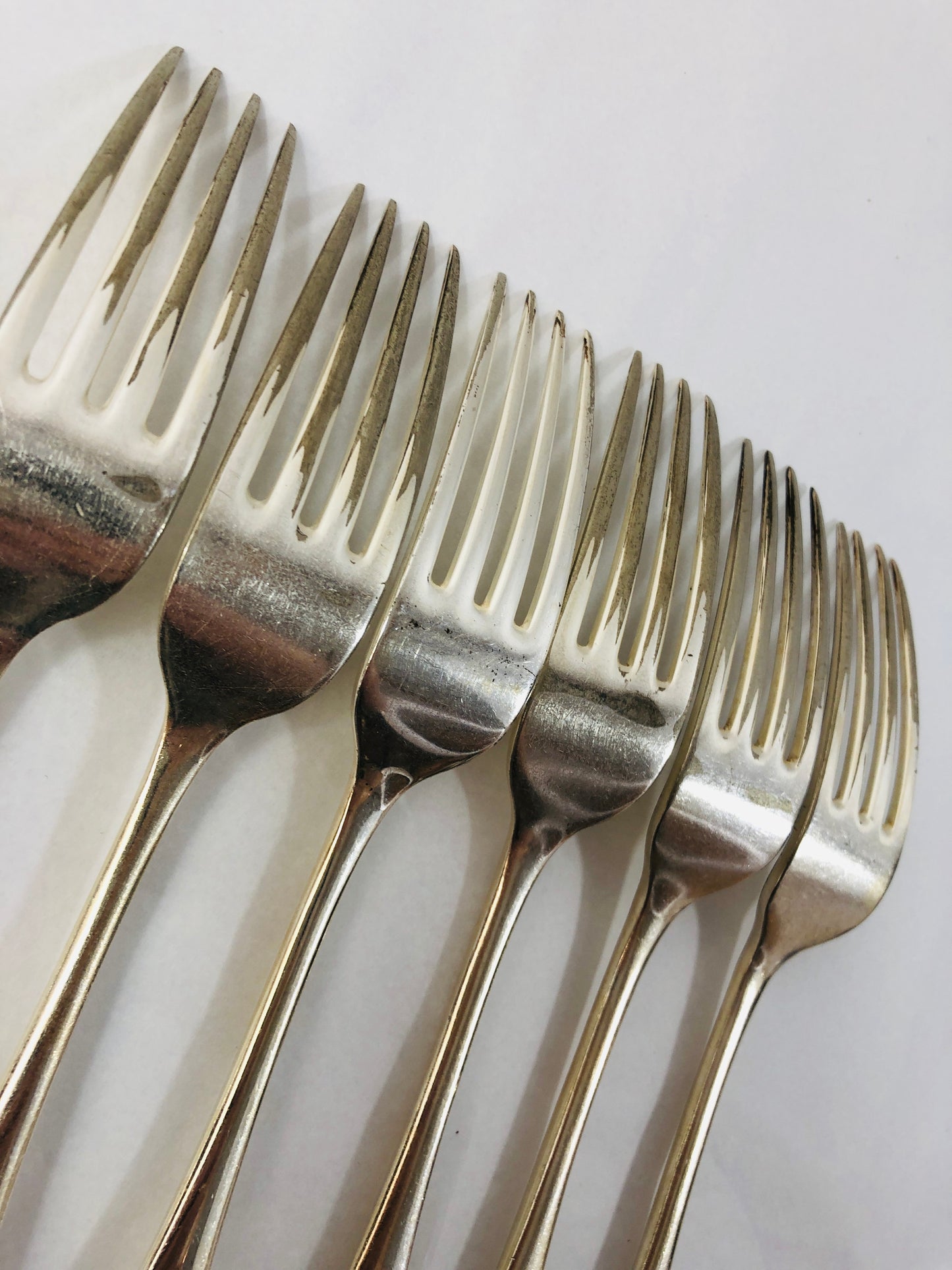 
                  
                    EPNS Silver Dinner Forks x 6 (21943)
                  
                