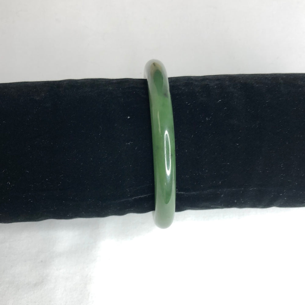 
                  
                    Greenstone/Jade Bracelet (16987)
                  
                