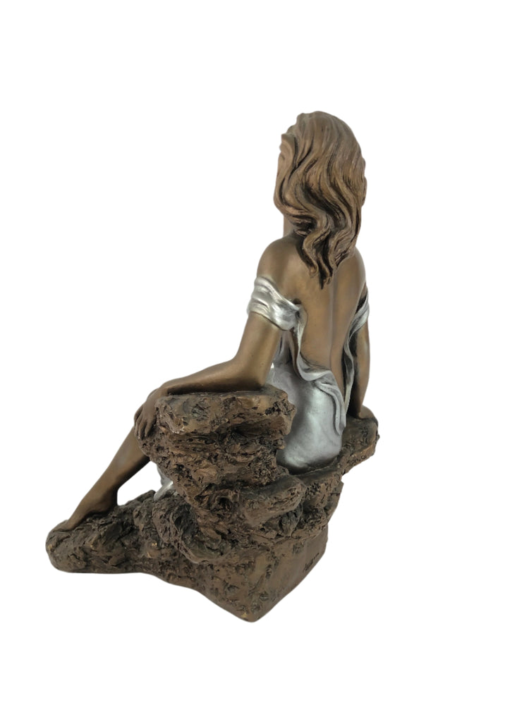 
                  
                    Elegant Large Alice Heath Sculpture - Memories  (18698)
                  
                