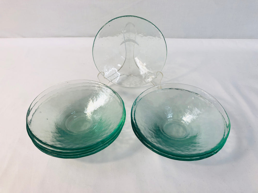 8 x Small Recycled Glass Bowls (18130)