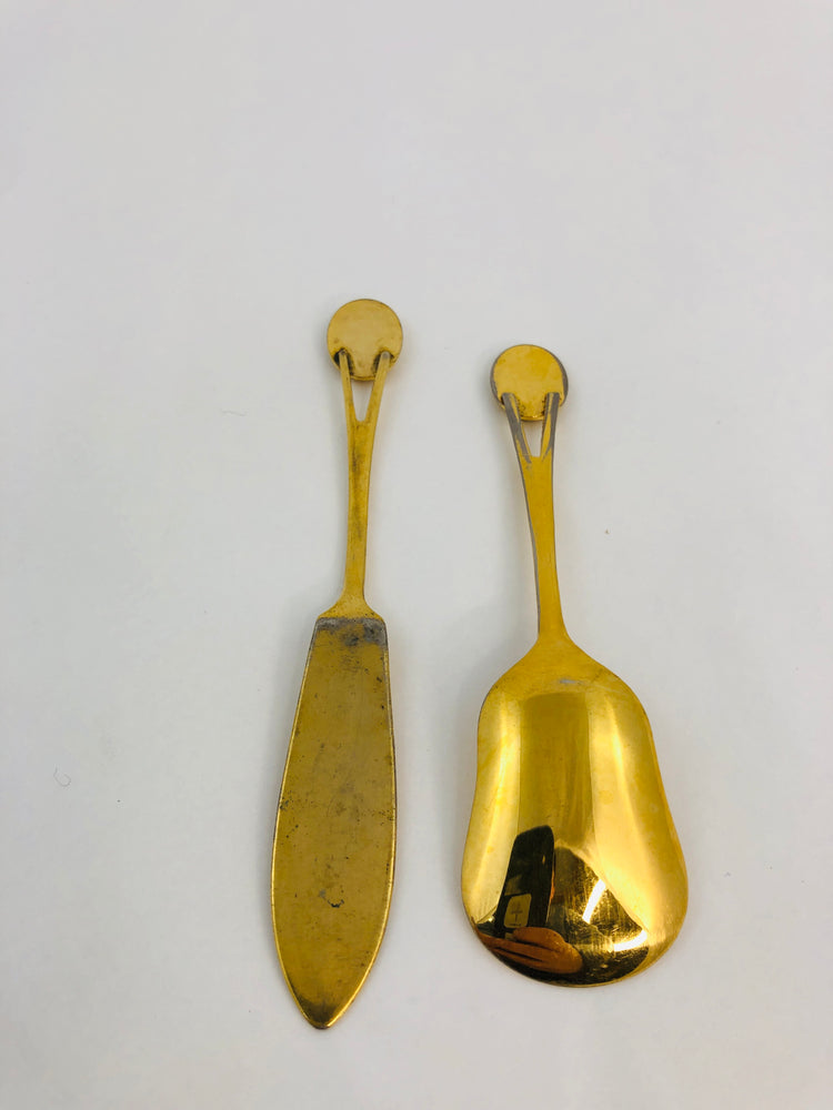 
                  
                    Vintage Paua Shell, Spoon & Knife (21326)
                  
                