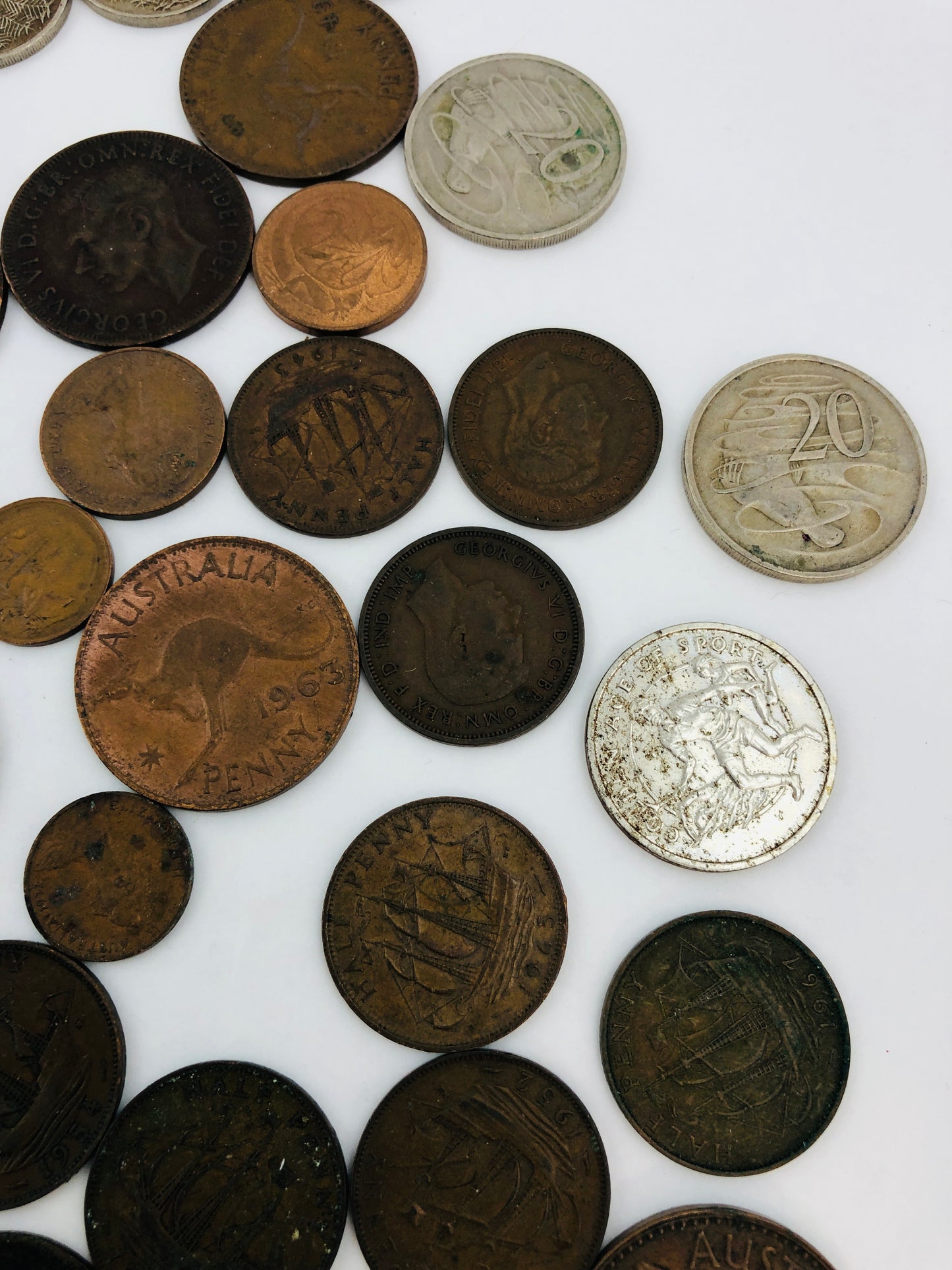 
                  
                    Bulk Lot of Australian Coins (21739)
                  
                