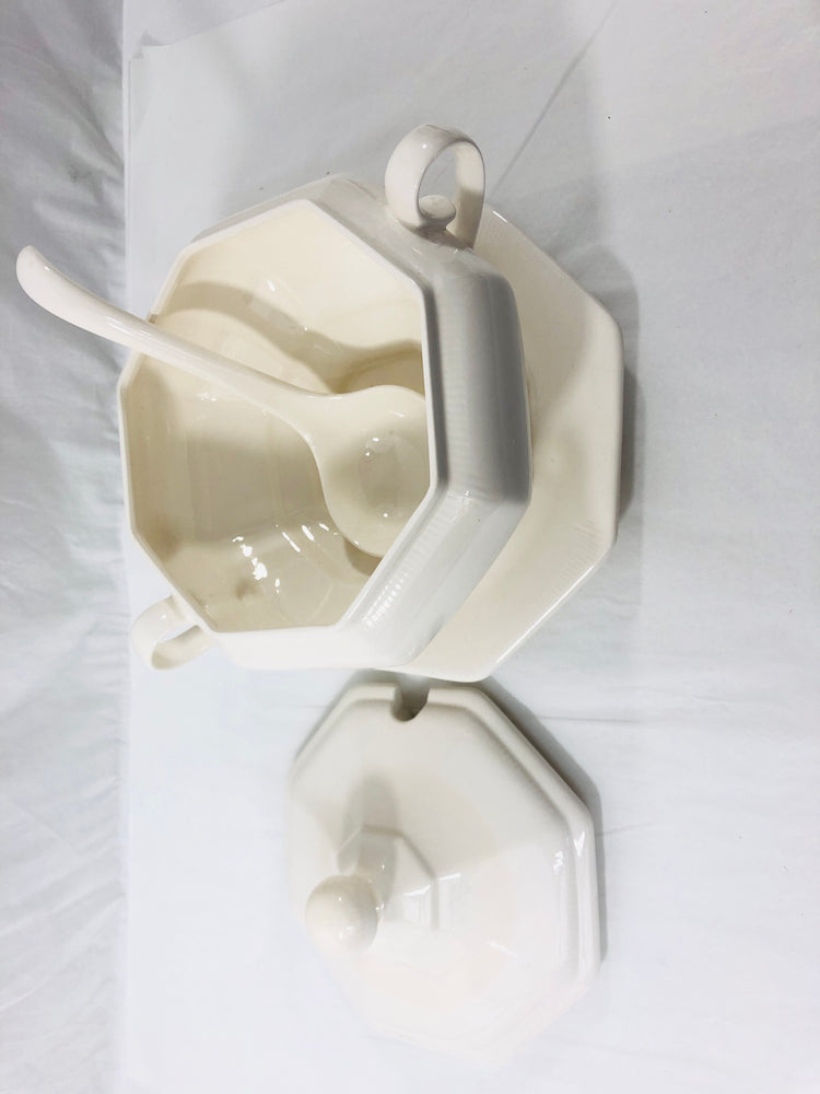 
                  
                    Large White Soup Tureen with Drip Plate and Ladle (20675)
                  
                