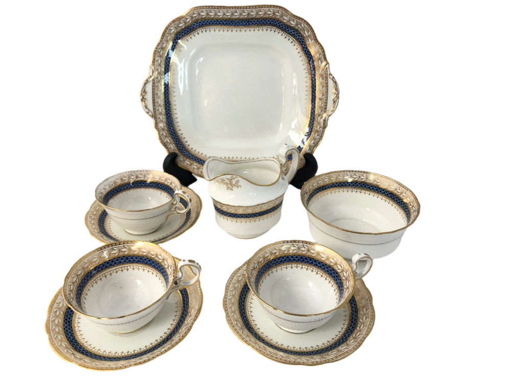 Aynsley Gold,Blue & White Teacups,Creamer  (20269)