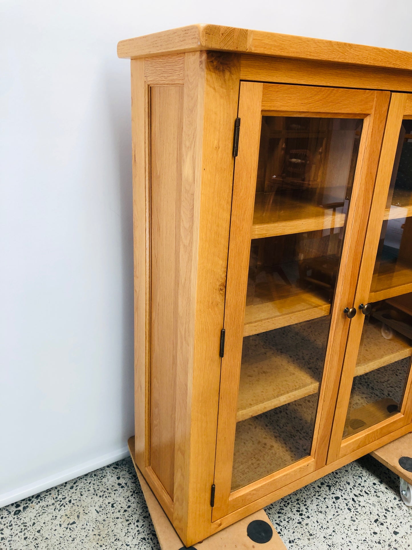 
                  
                    Stunning Besp-Oak Solid Oak 2 Piece Hutch Buffet Unit (21603)
                  
                
