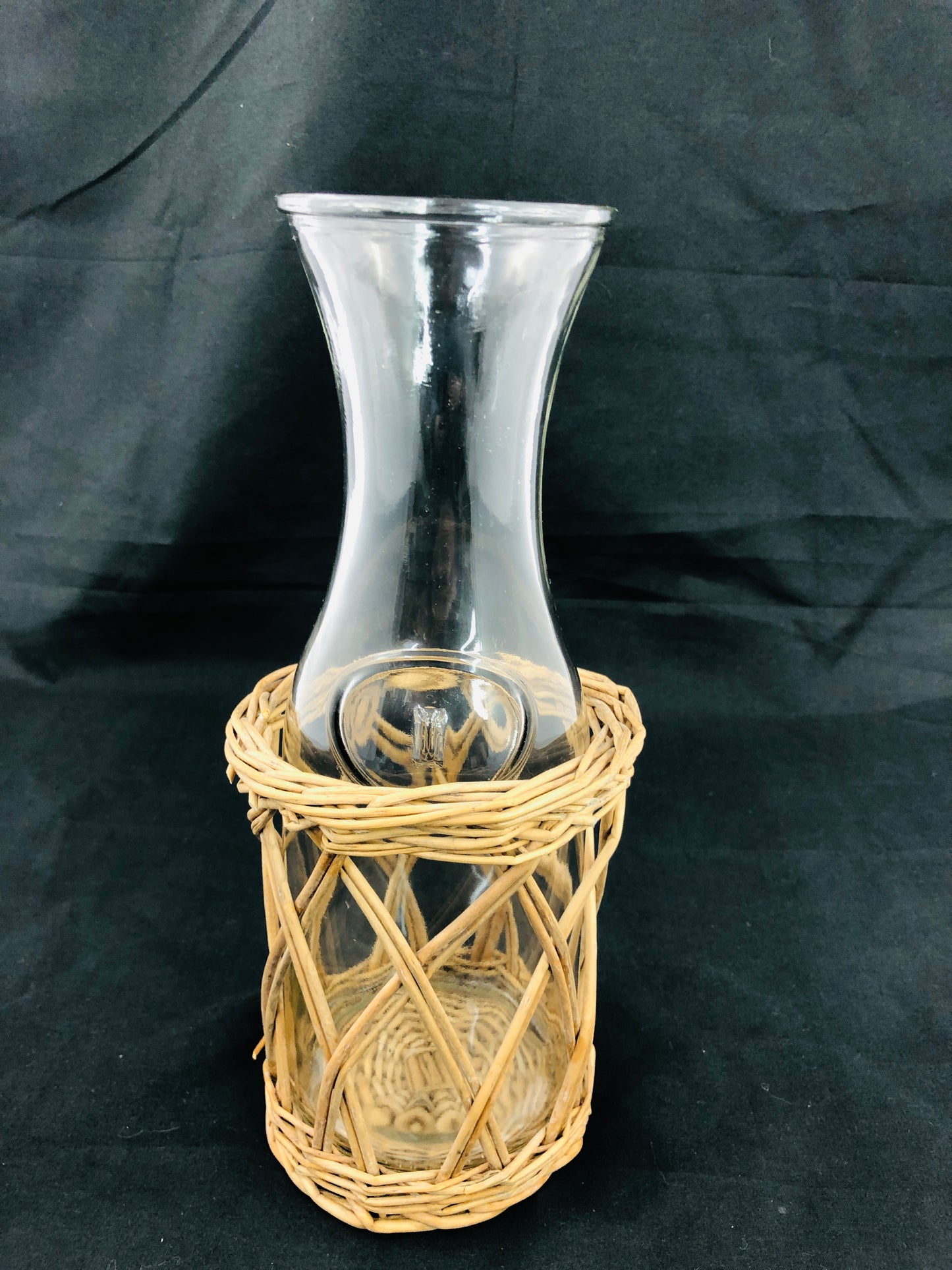 
                  
                    Glass Carafe with Holder (21118)
                  
                