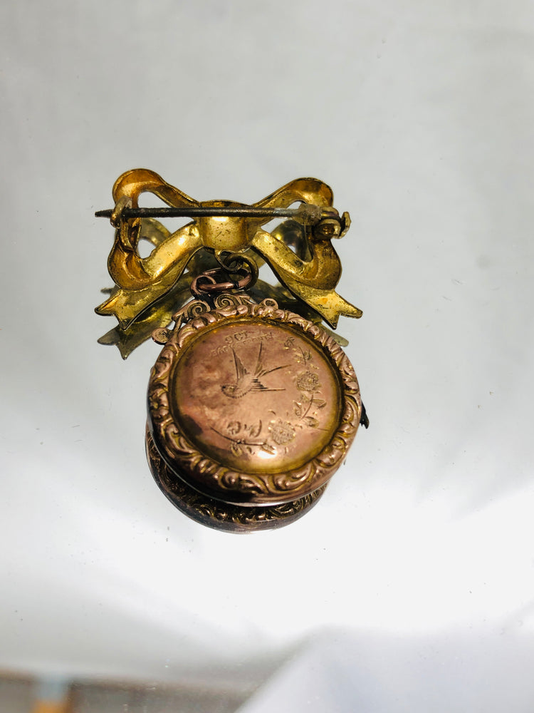 
                  
                    Edwardian Style 9ct Rose Gold Locket (20713)
                  
                