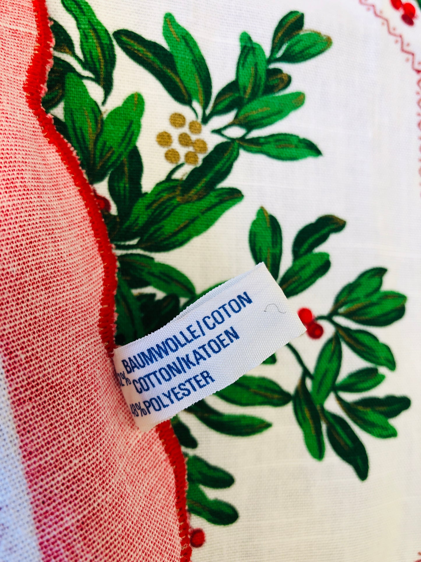 
                  
                    Round Christmas Tablecloth (21663)
                  
                