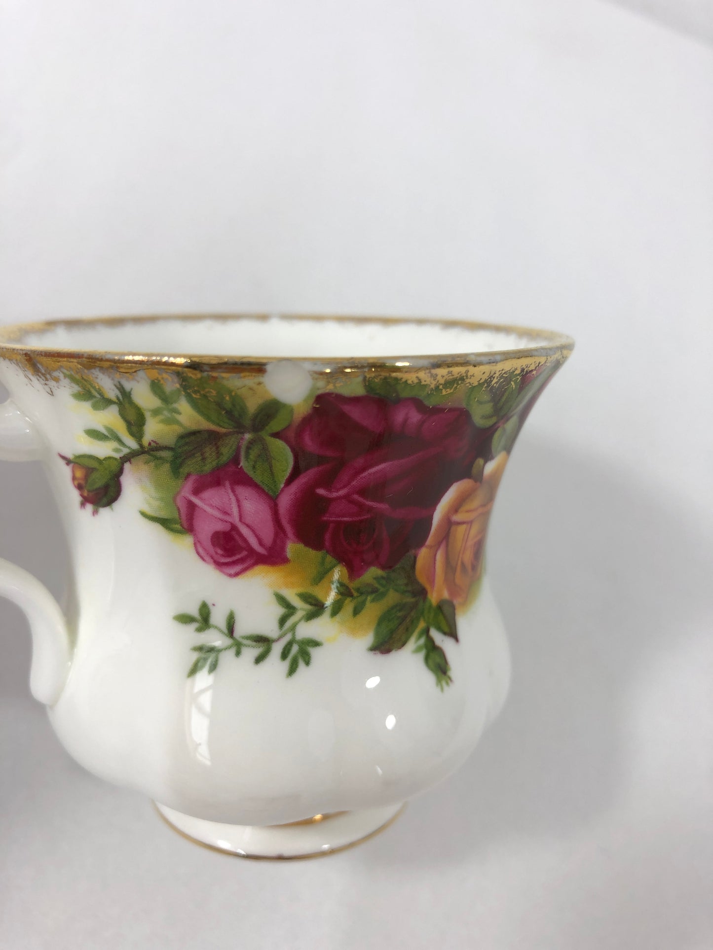 
                  
                    Royal Albert - Old Country Roses 6 x Trio (19111)
                  
                