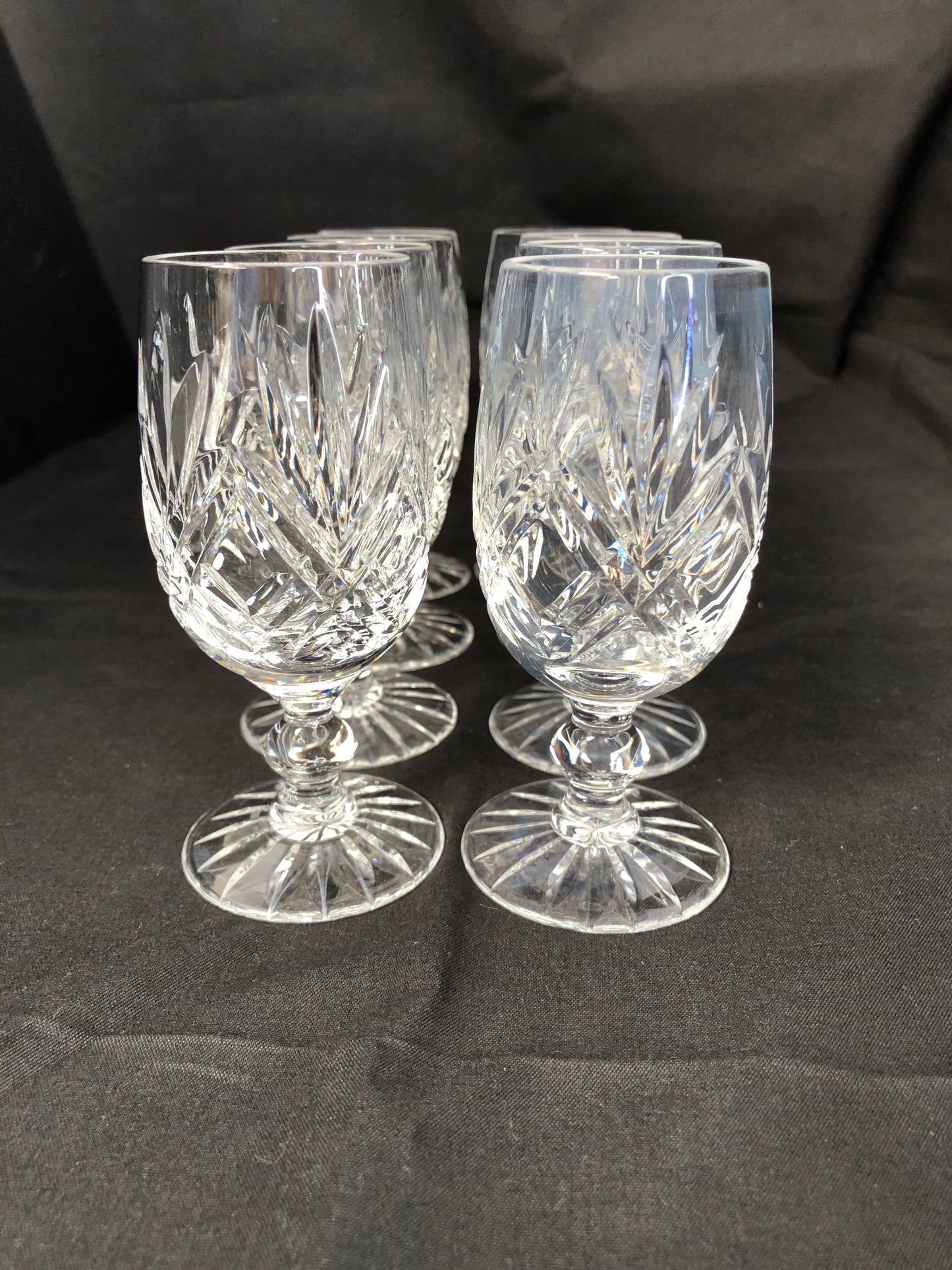 
                  
                    8 Crystal Cordial/Liquor Glasses  (20156)
                  
                