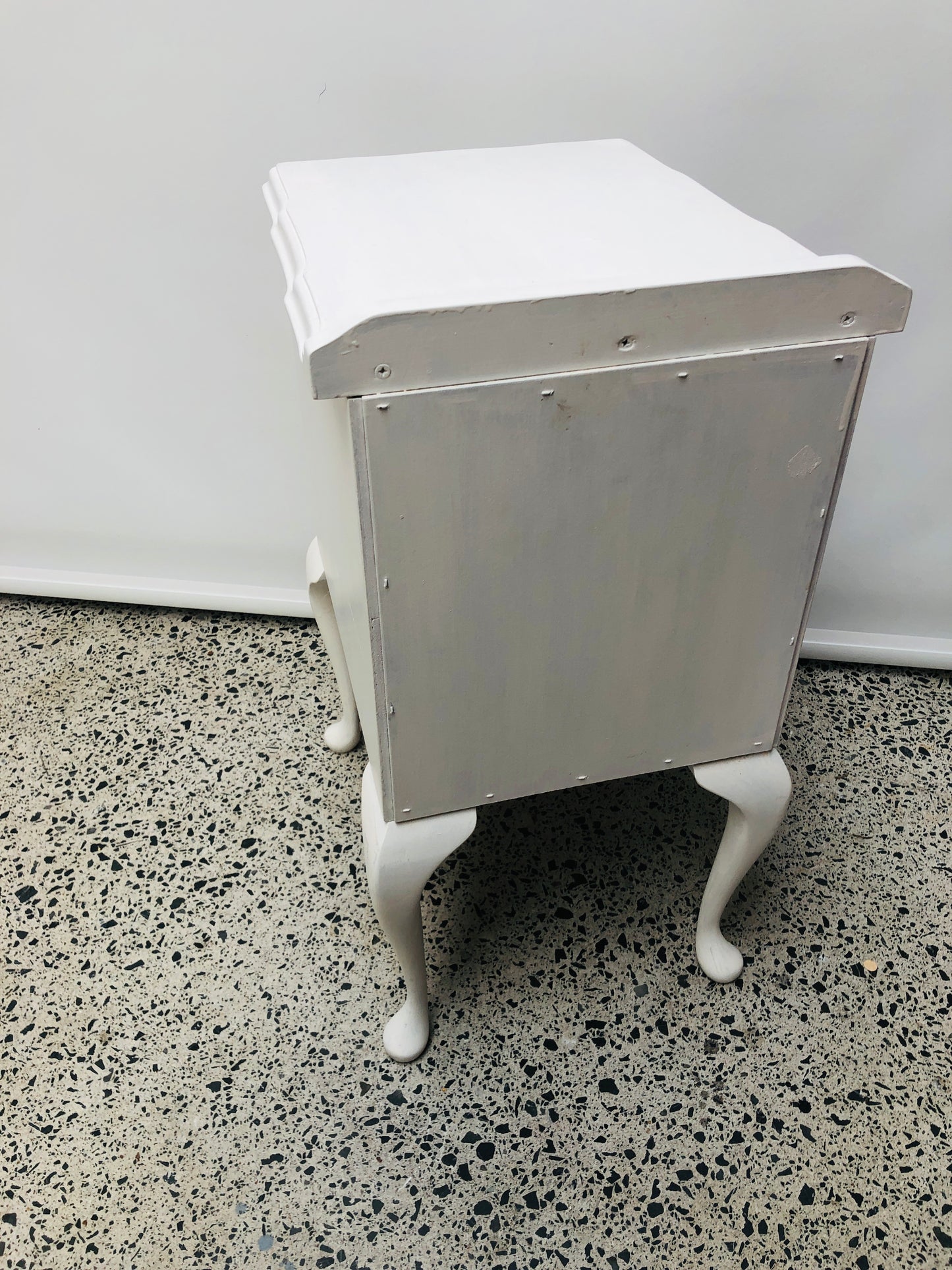 
                  
                    Queen Anne Style Bedside - White  (21763)
                  
                