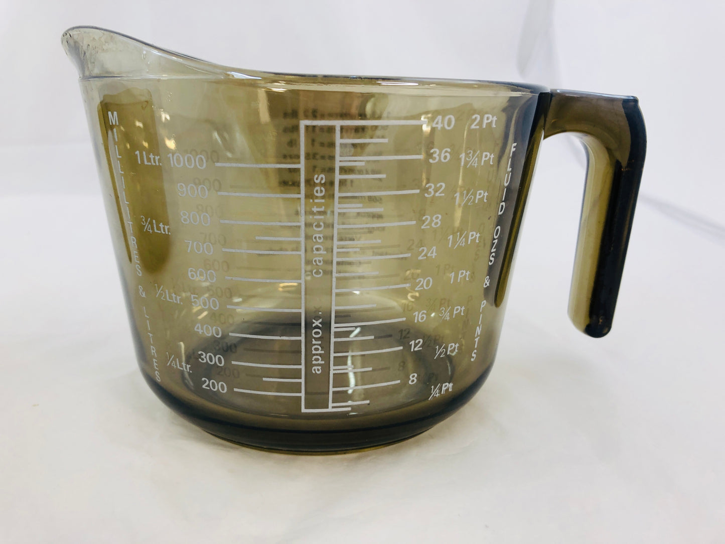 
                  
                    French Glass Measuring Jugs 500mls & 1L (21606)
                  
                