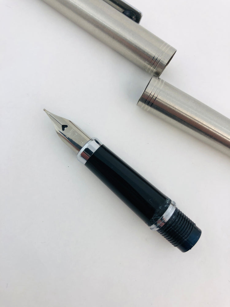 
                  
                    Parker - Fountain Pen (21307)
                  
                