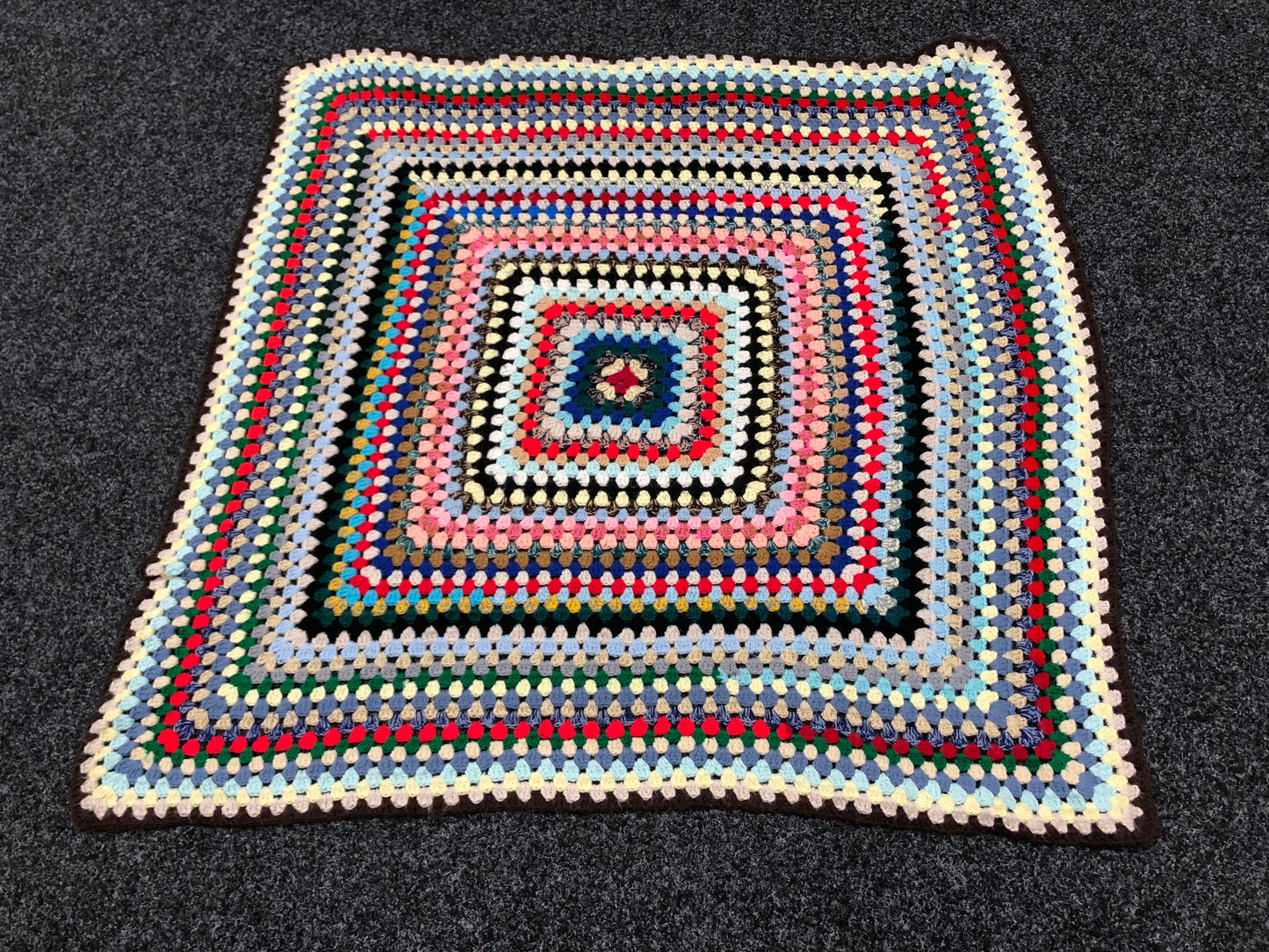
                  
                    Vintage Blanket/Throw (21405)
                  
                