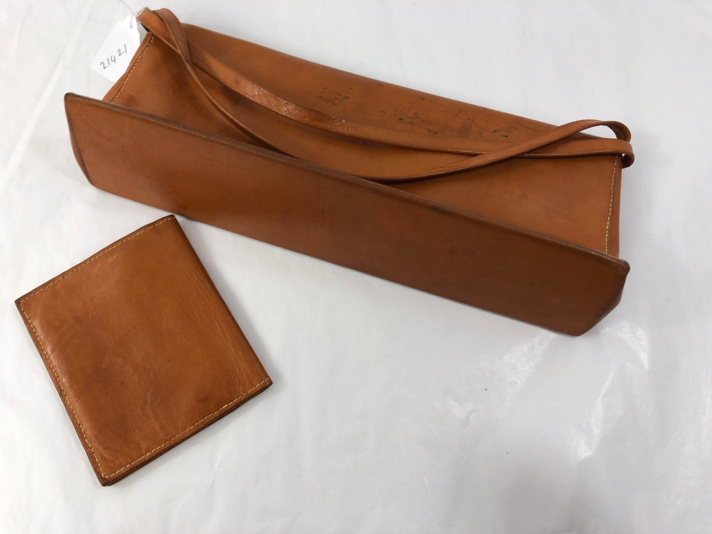 
                  
                    Leather Ladies Designer Tan Clutch (21421)
                  
                