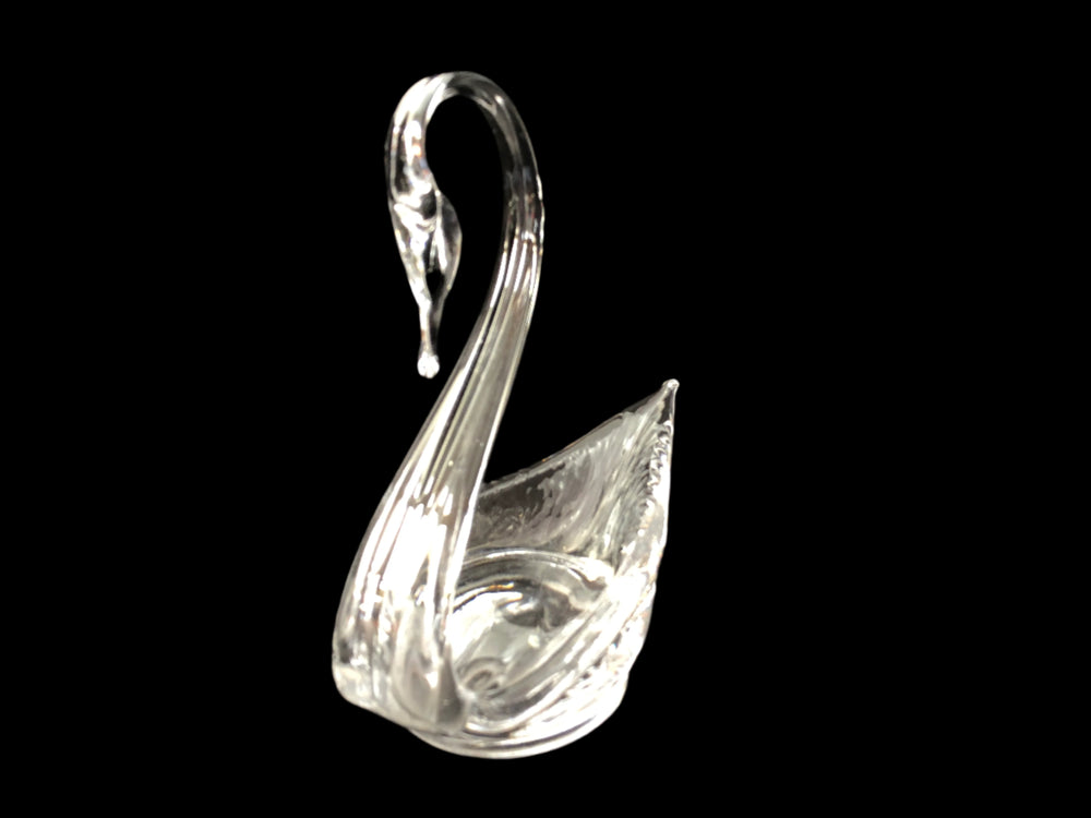 Large Webb Corbett Crystal Swan (20151)