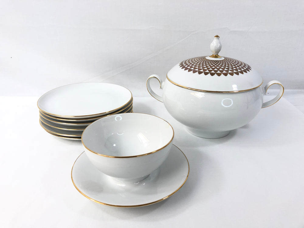 Eschenbach - Tureen & Condiment Bowl & Side Plates (19118)