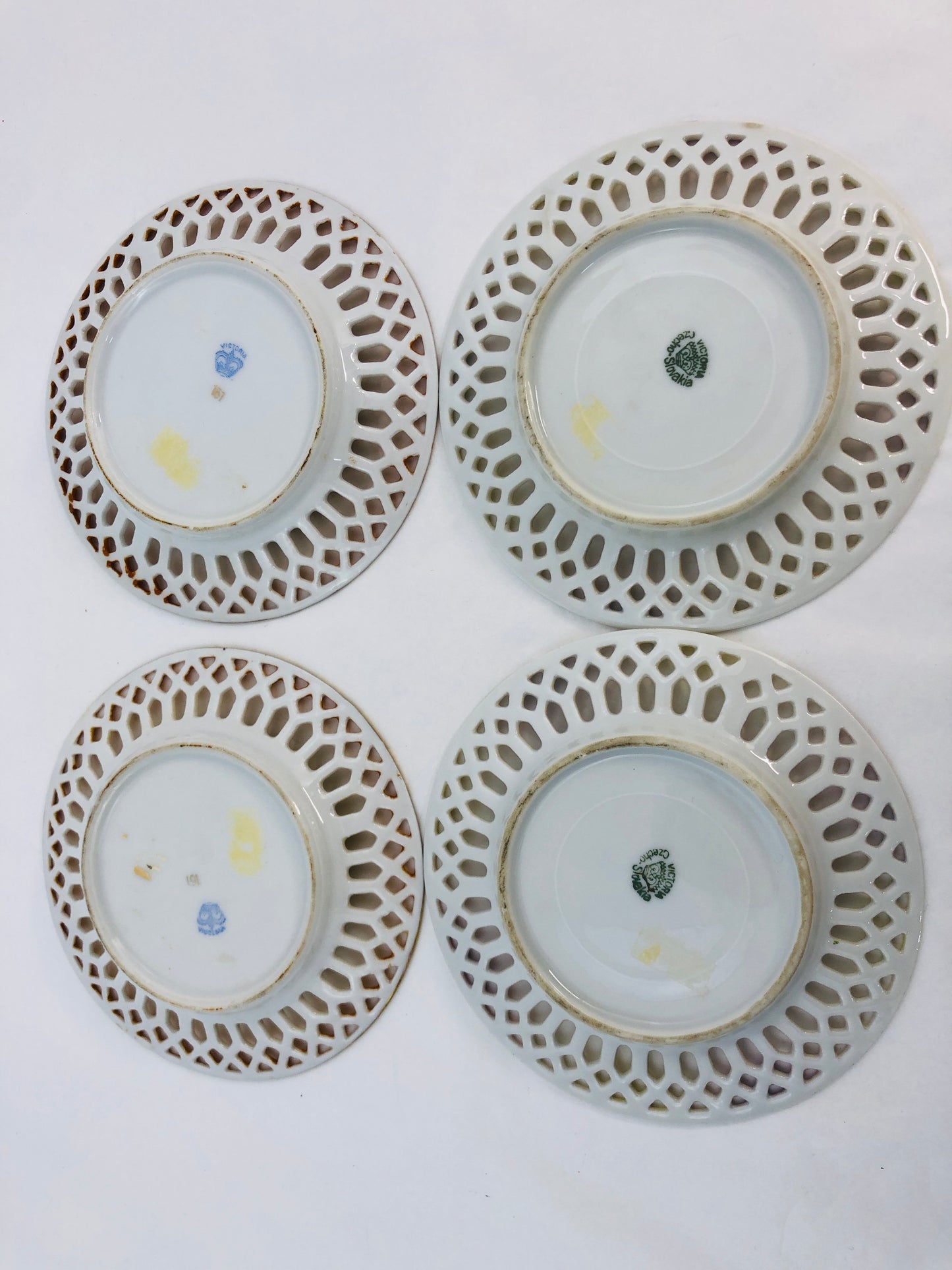 
                  
                    Porcelain Pierced Rim Plate  "Victoria / Czechoslovakia" x 4 (21350)
                  
                