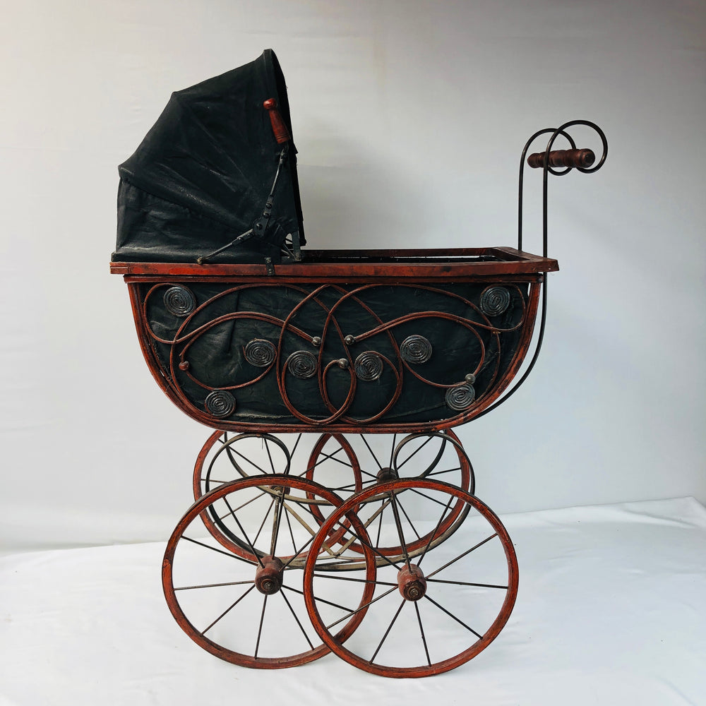 Vintage Antique Victorian Doll Carriage  (16690)