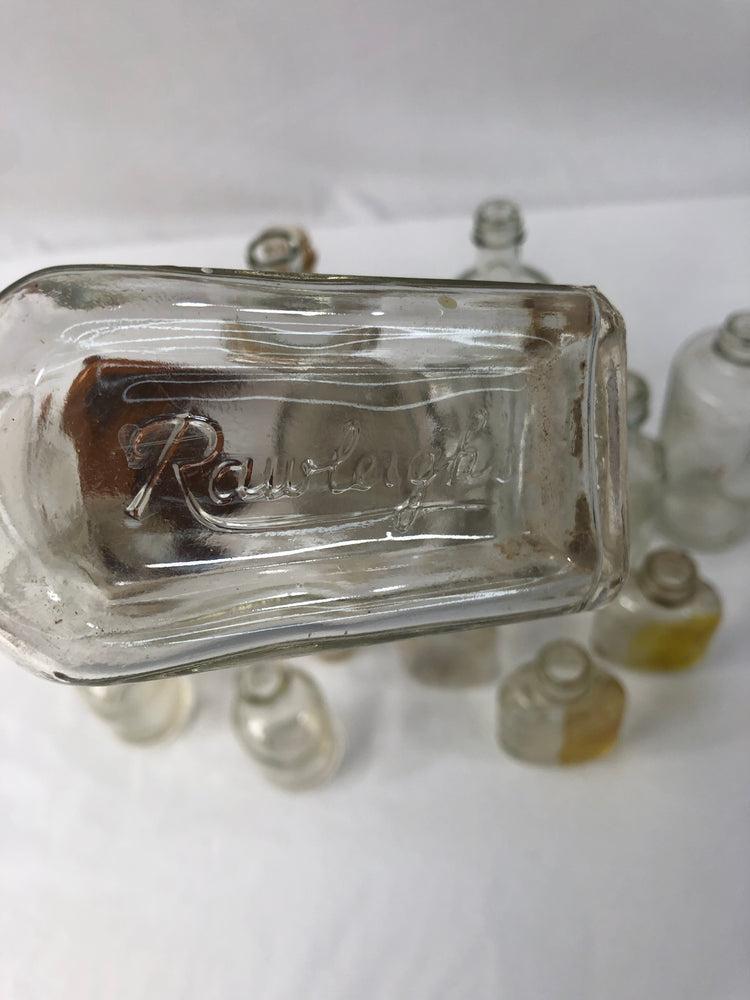 
                  
                    Bulk lot Vintage Glass Bottles (19226)
                  
                