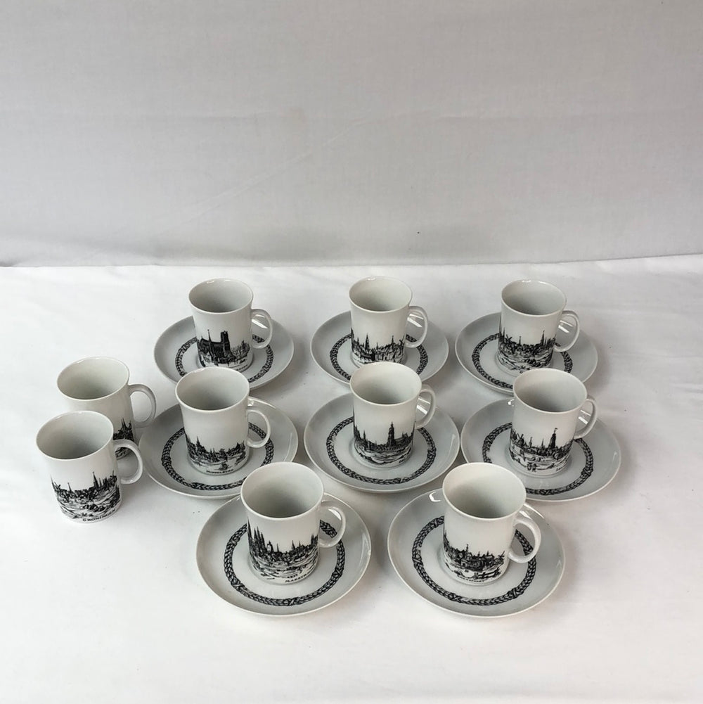 Mosa Black & White Tea cups & Saucers (16804)