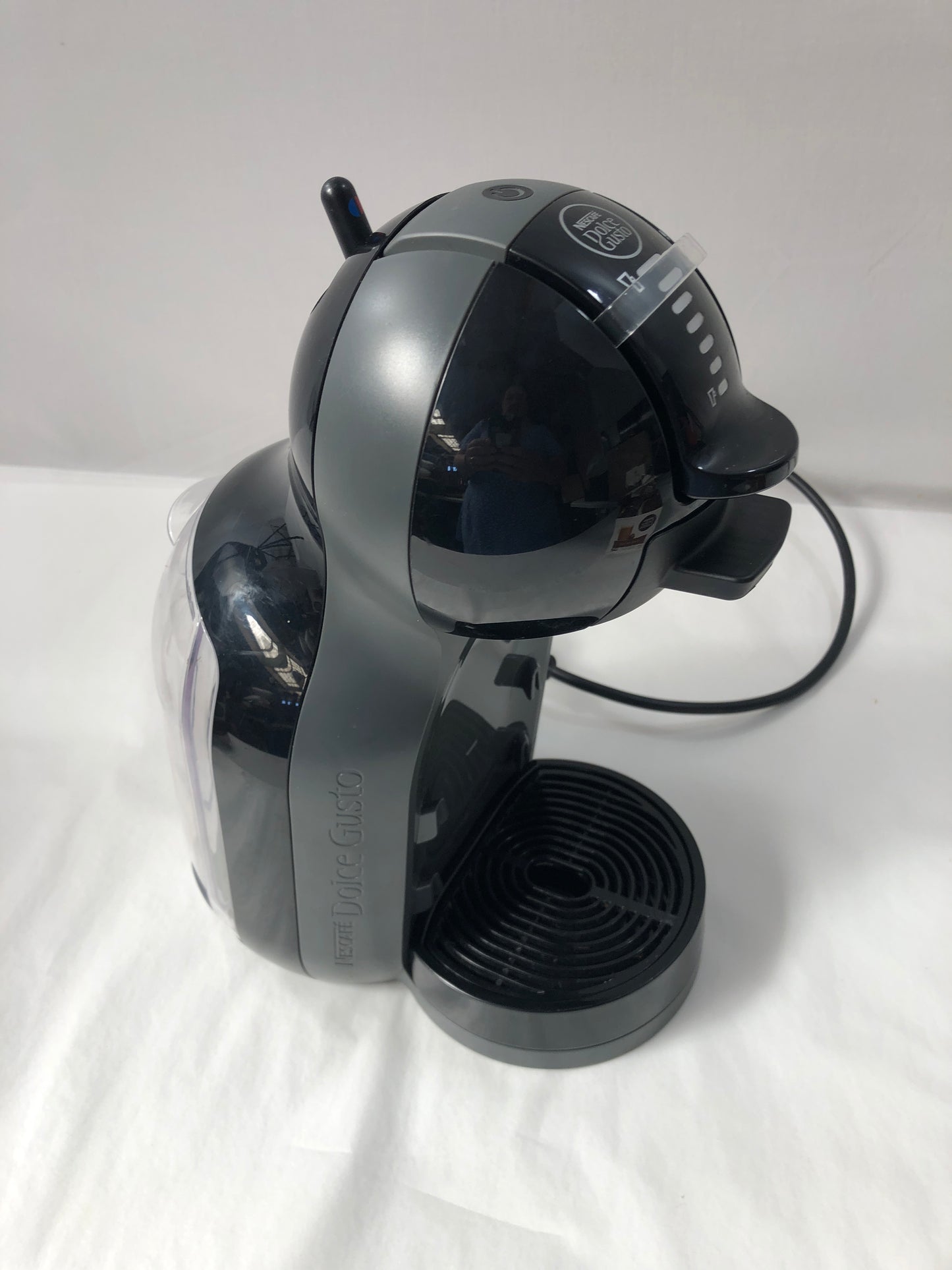 
                  
                    Nescafe - Dolce Gusto 9770 & Pods (20221)
                  
                