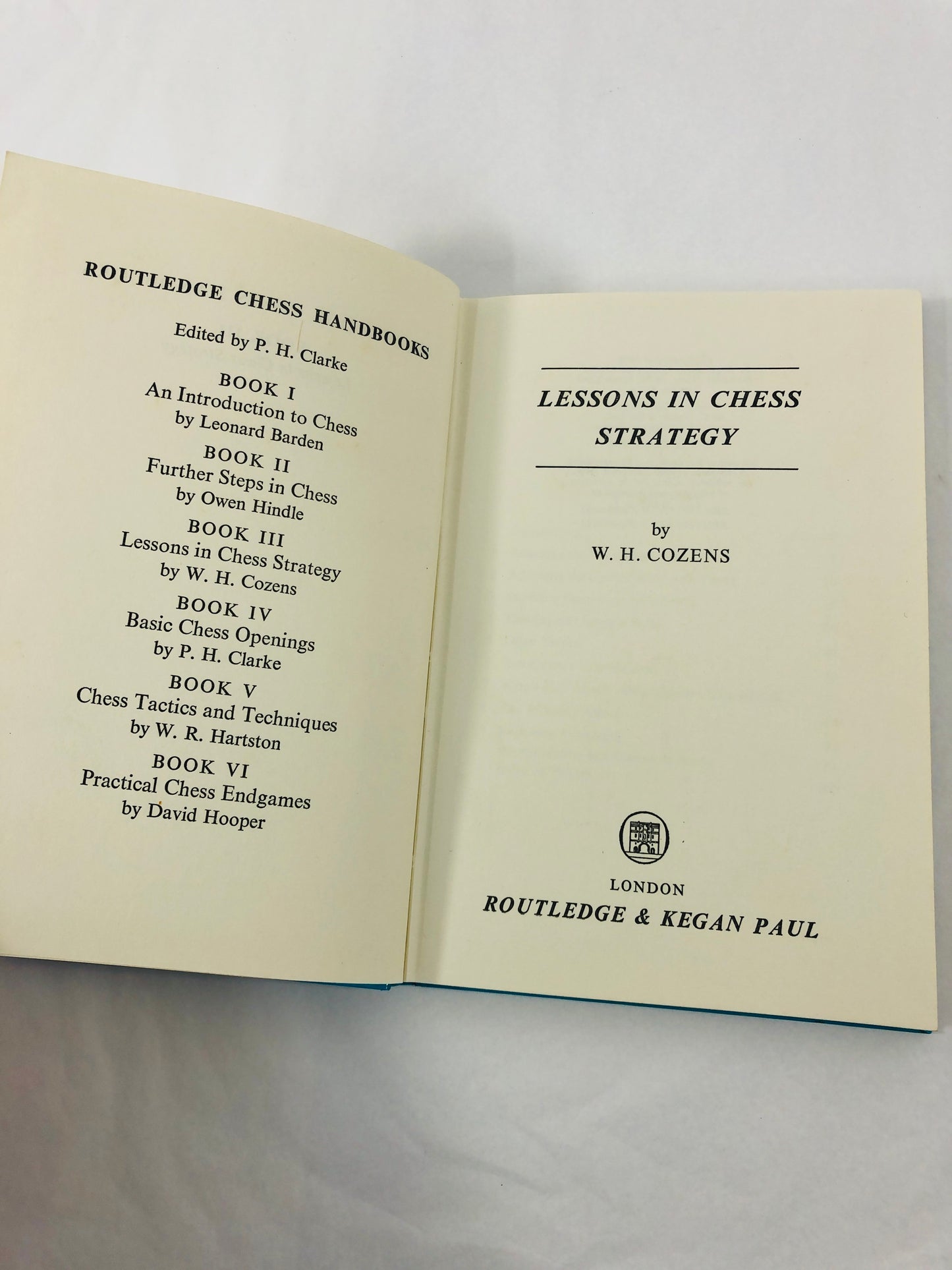 
                  
                    Lessons in Chess Strategy - W.H. Cozens (21577)
                  
                