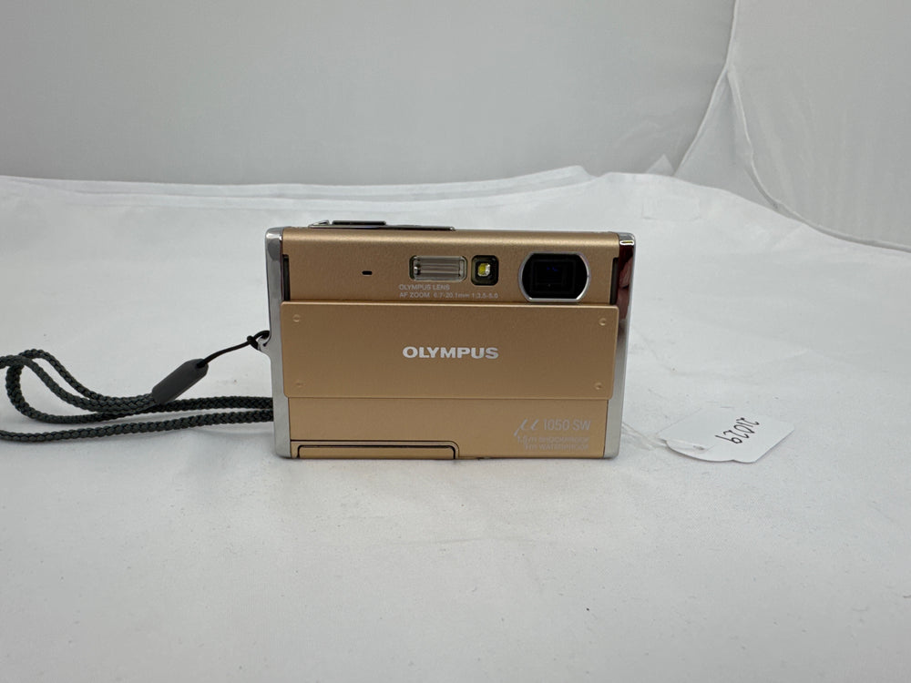 Olympus Stylus 1050 SW 10.1MP Digital Camera Waterproof Shockproof (21029)