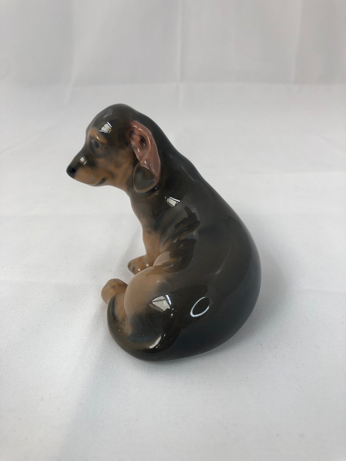 
                  
                    Royal Copenhagen Dachshund 3140 Porcelain Dog (20074)
                  
                