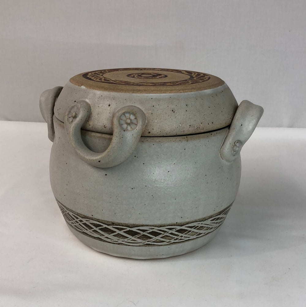 
                  
                    JJM Pottery Casserole Pot with Bowl Lid (17397)
                  
                