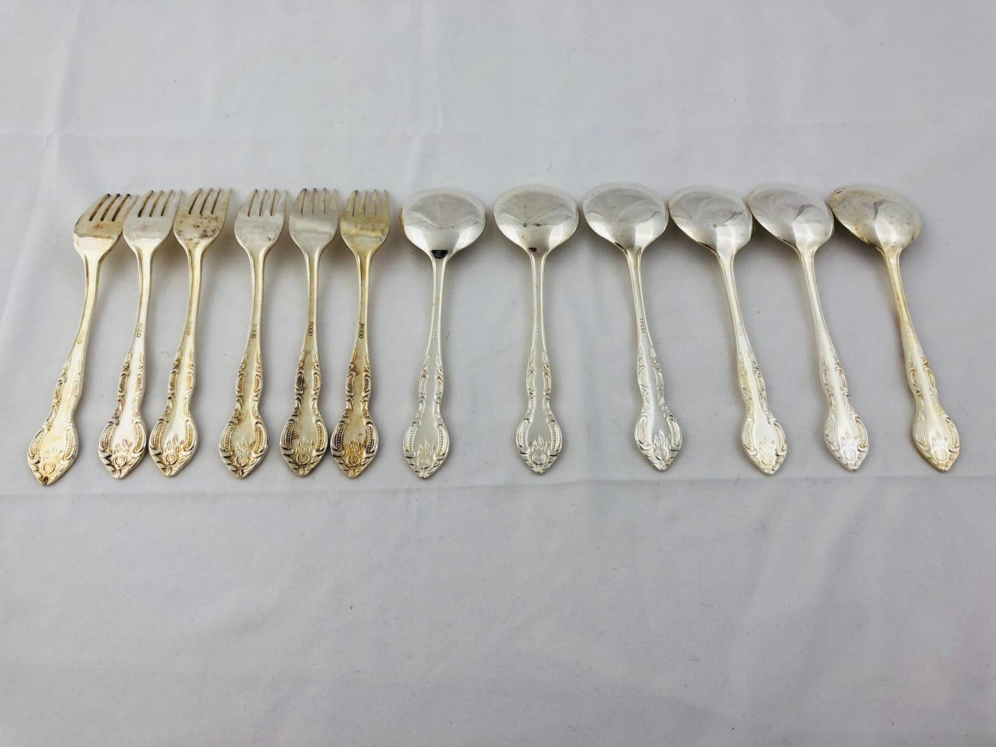 
                  
                    RODD x 6 set Dessert Spoons and Forks (20682)
                  
                