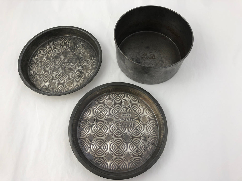 Vintage Ovenex Cake/Baking Trays (19298)