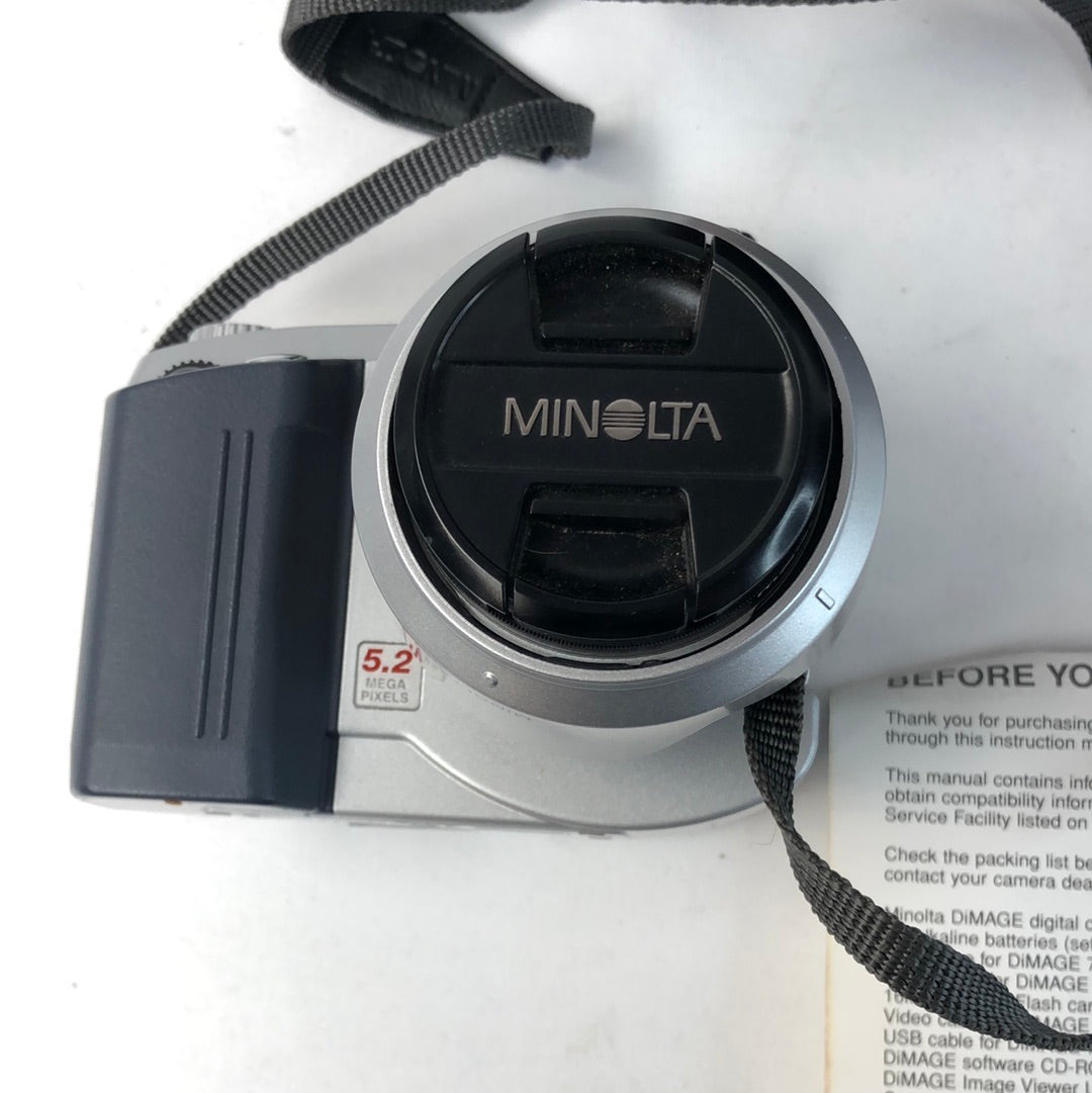 
                  
                    Minolta Dimage 7 Digital Camera (16726)
                  
                