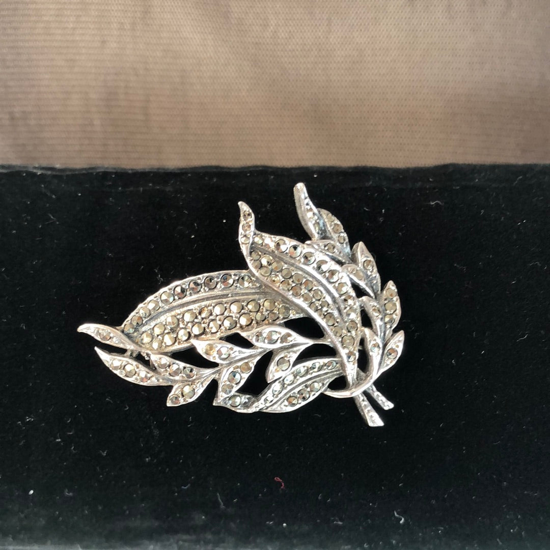 
                  
                    Vintage Stirling Silver Marcasite Brooch (17056)
                  
                