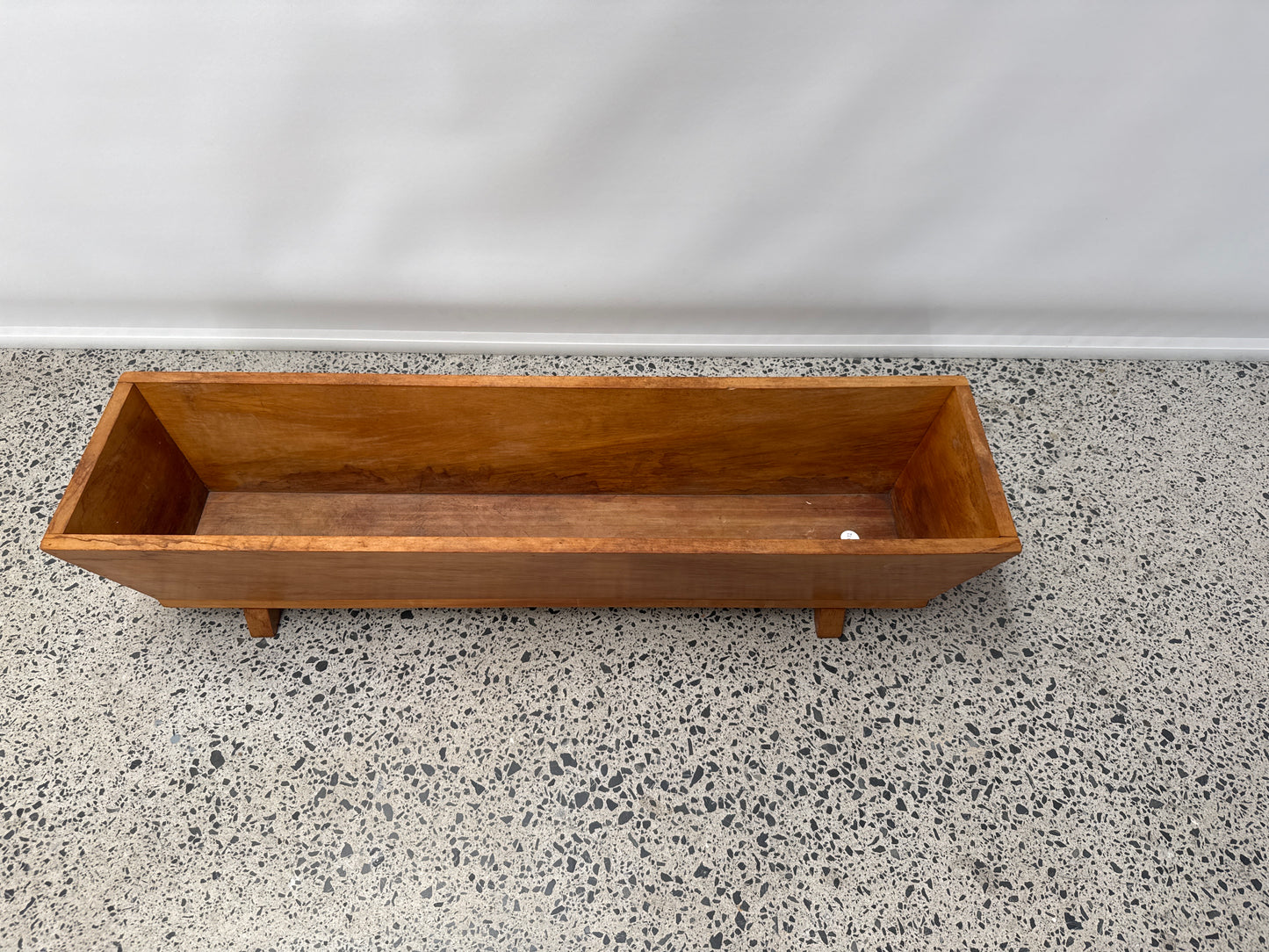 
                  
                    Retro Wooden Planter Box (20372)
                  
                