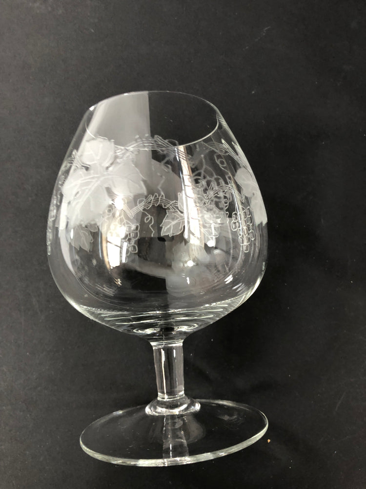 
                  
                    Vintage Grape Design Brandy Glasses x 6 (21379)
                  
                
