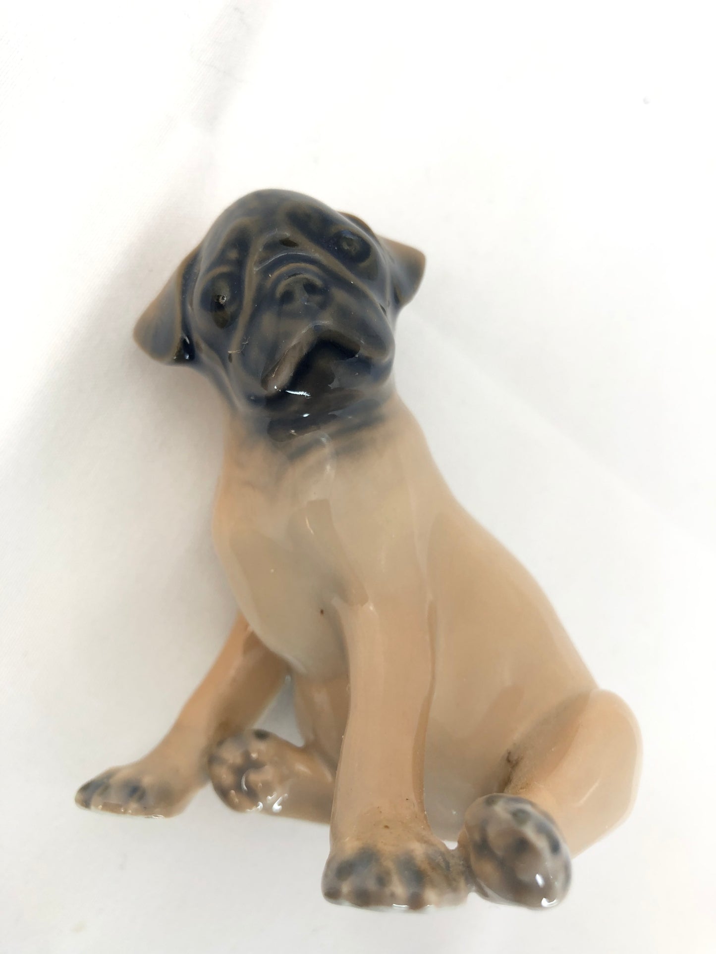 
                  
                    Royal Copenhagen Boxer Pup 3169 Porcelain Dog (20074)
                  
                