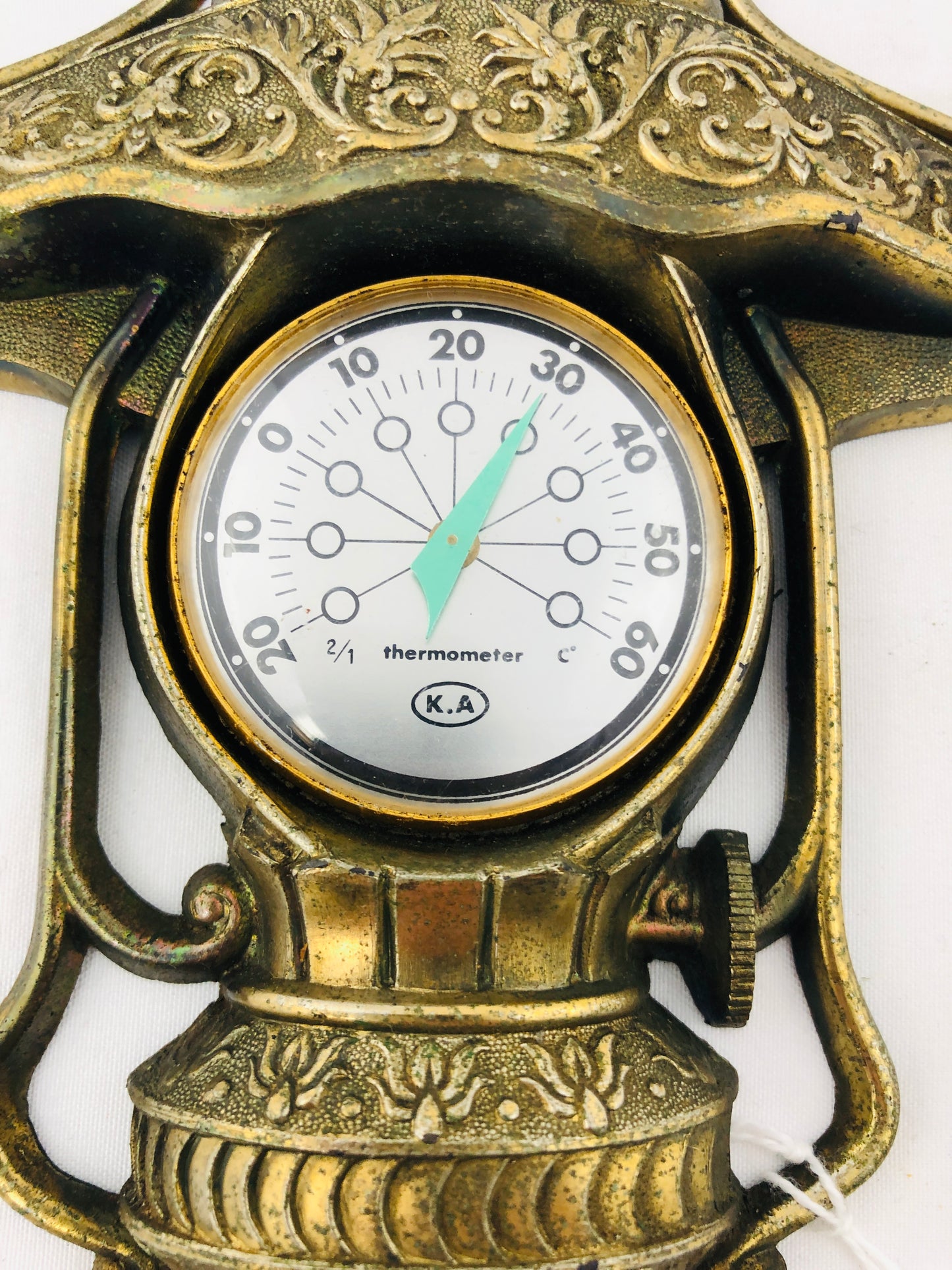 
                  
                    Vintage Brass Look Thermometer (21065)
                  
                
