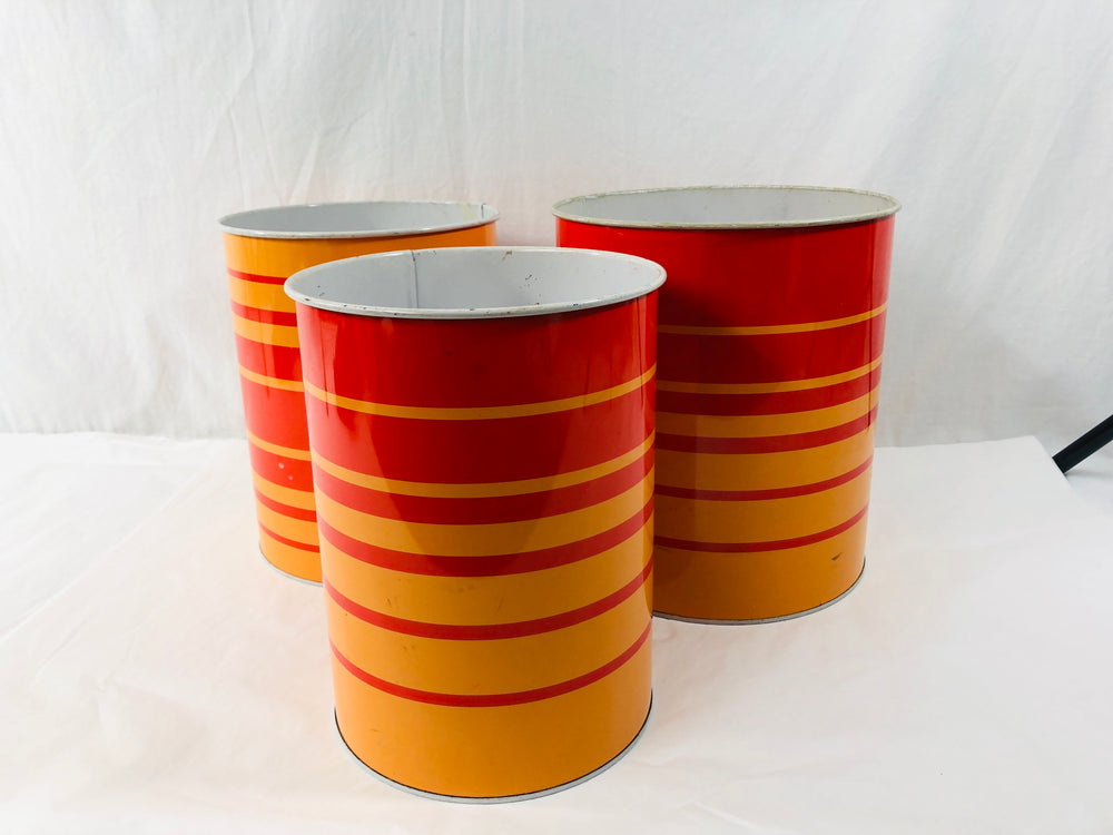 
                  
                    Retro Bin Set of 3 (21539)
                  
                