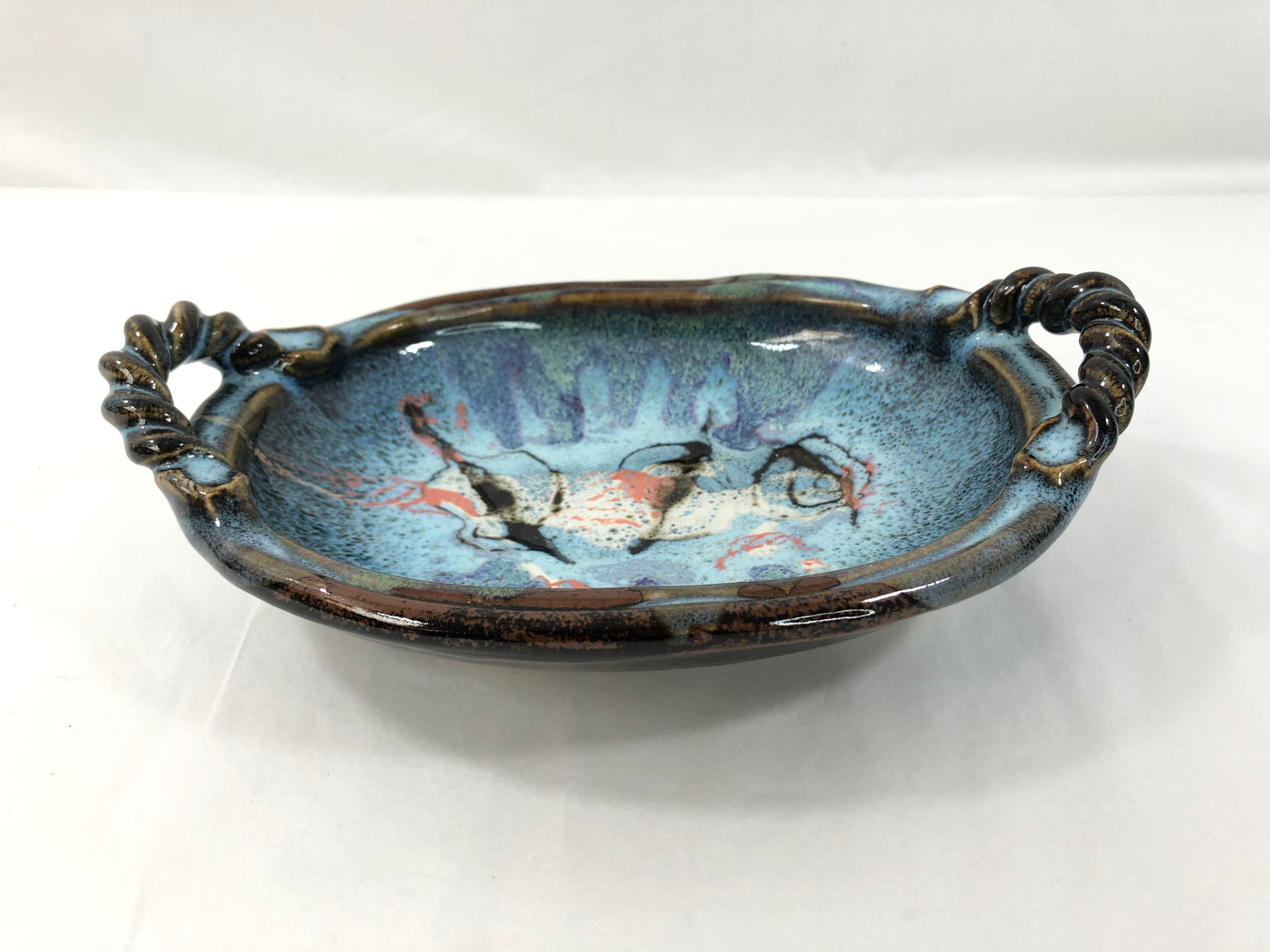 
                  
                    Beautiful Pottery Tray (18753)
                  
                