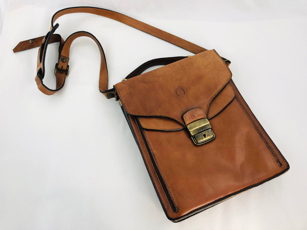 Vintage Giudi Italian Leather Messenger Bag (21657)