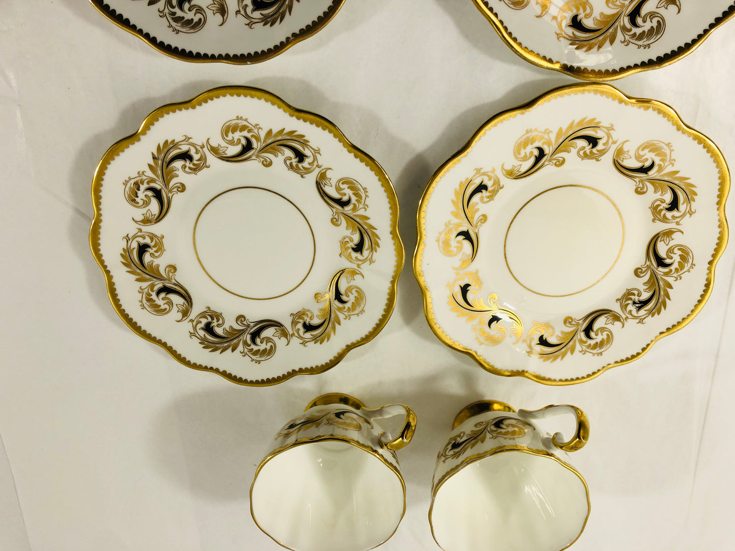 
                  
                    Taylor & Kent Elizabethan 2 x Trios (20667)
                  
                