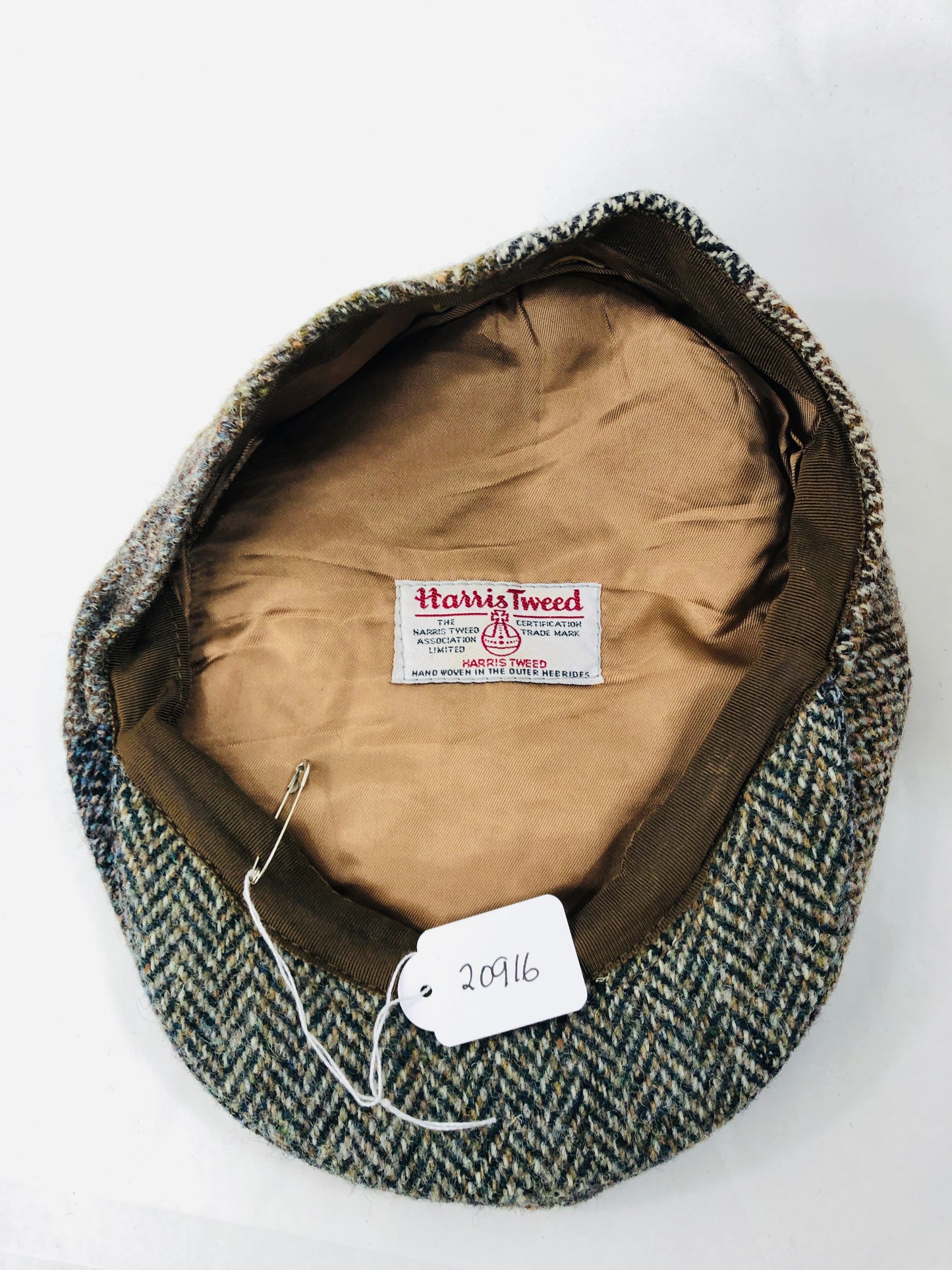 
                  
                    Wool Harris Tweed  Cheese-cutter - Size L (20916)
                  
                