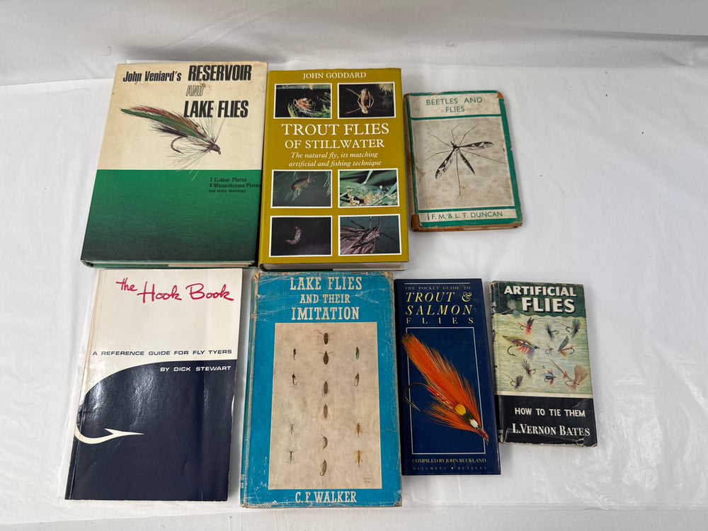 7 x Fly Tying Books (19362)