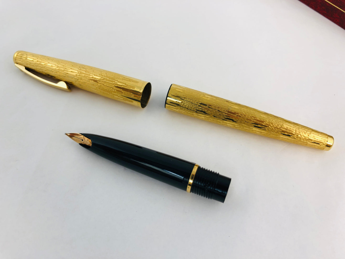
                  
                    Vintage Lady Sheaffer Fountain Pen  "Flamme" (21301)
                  
                