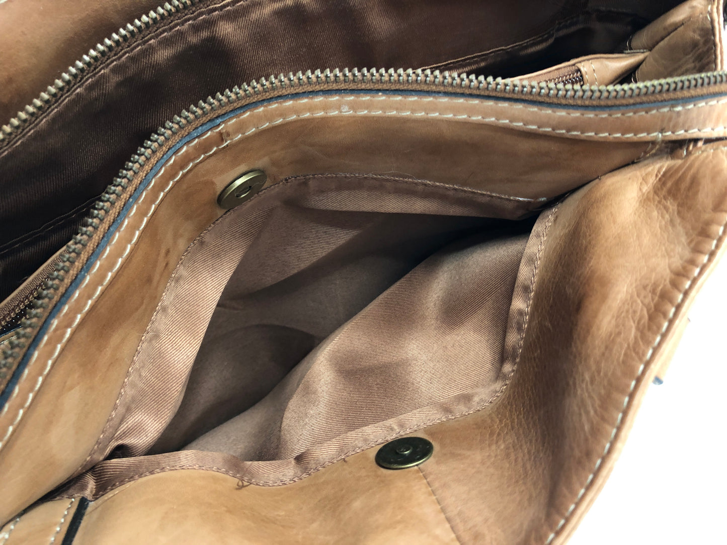 
                  
                    Evity - Genuine Leather Handbag (21426)
                  
                
