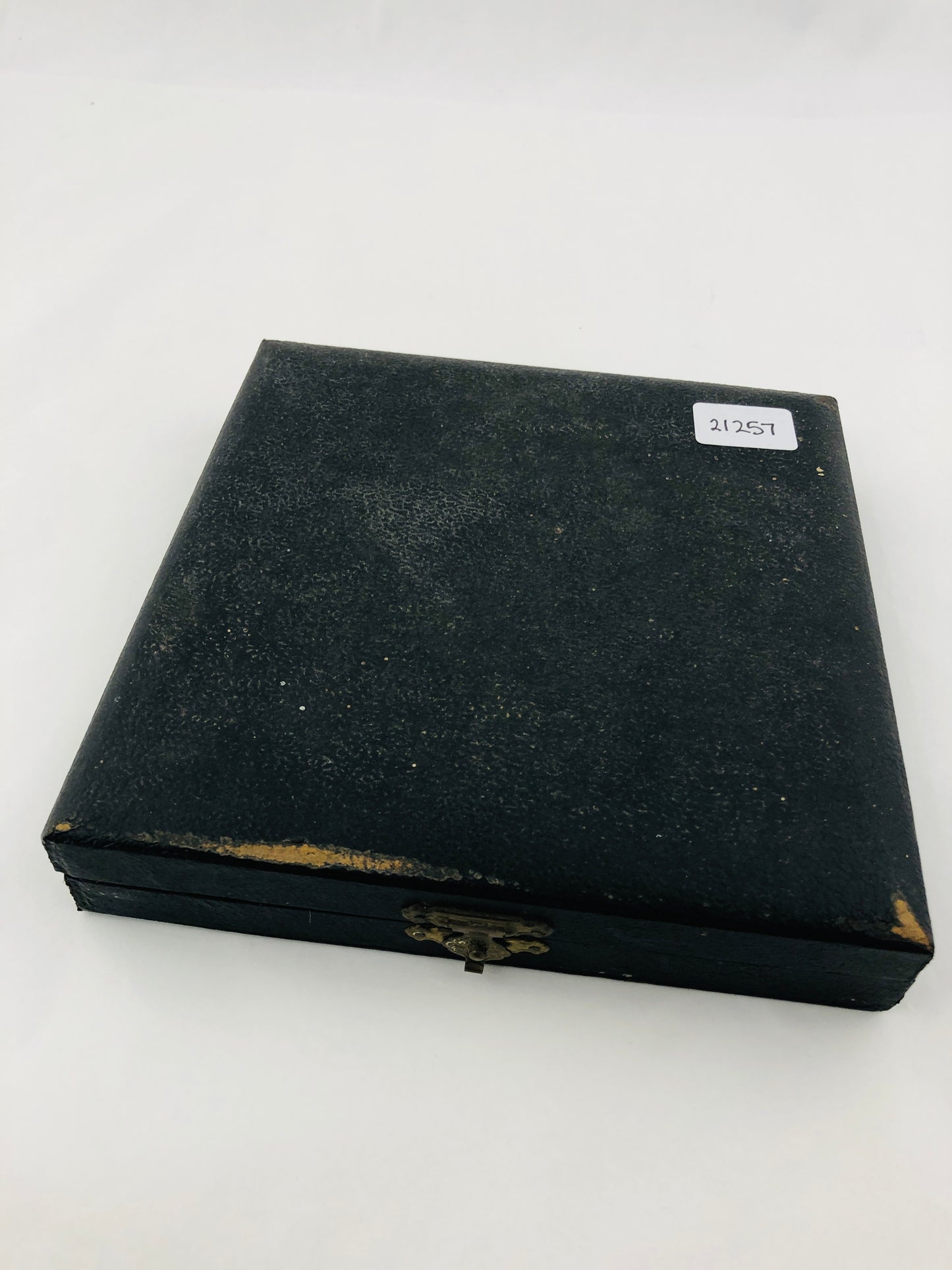 
                  
                    Boxed Cake Forks and Server (21257)
                  
                