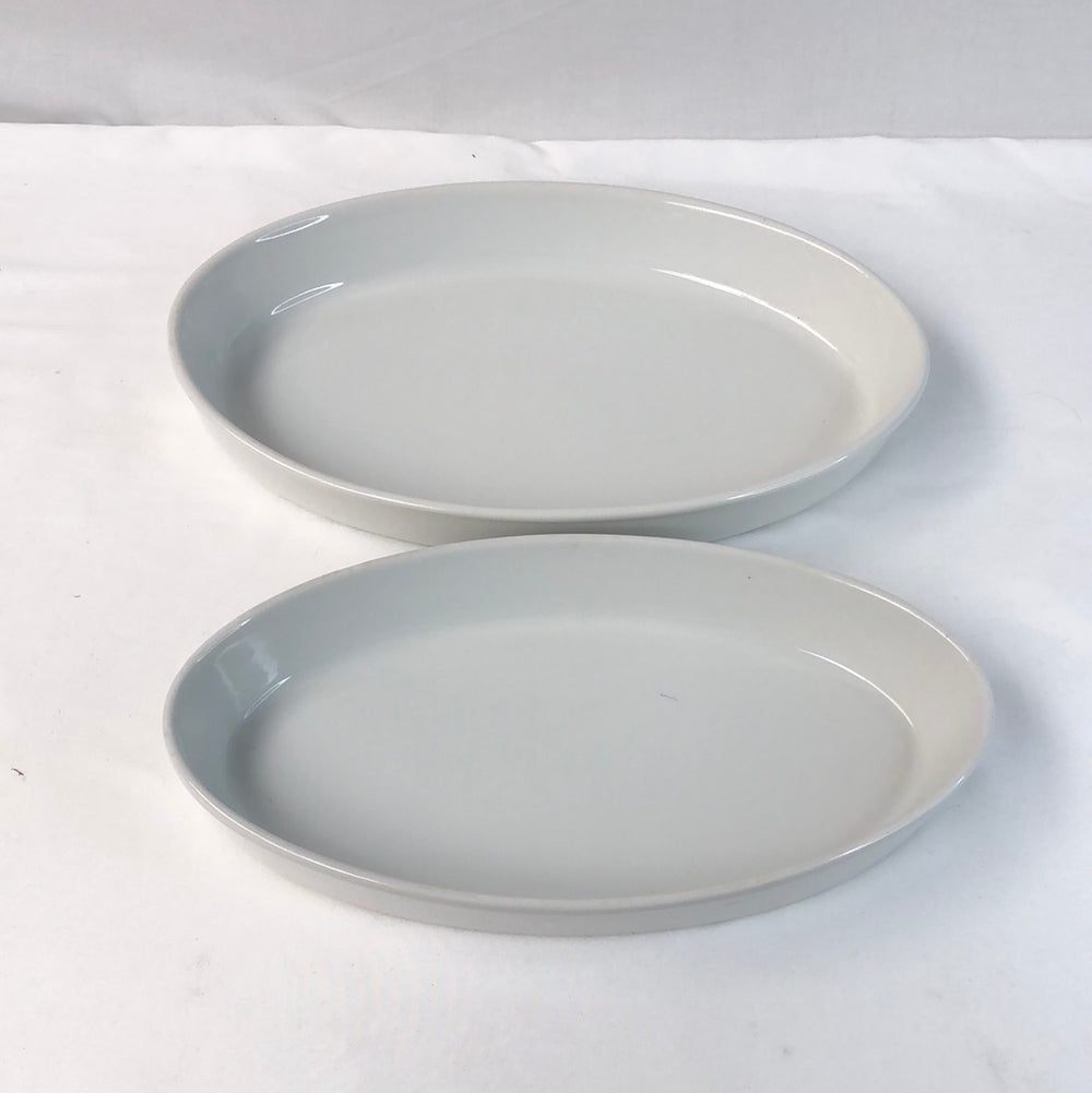 2 x Quality Oval Dishes (16733)